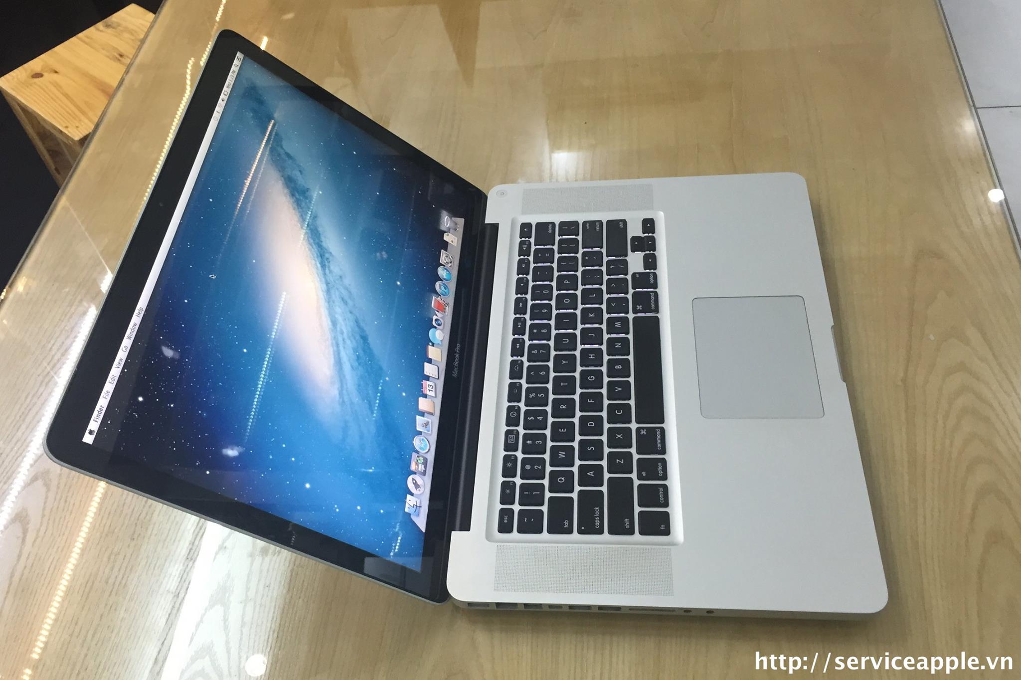 Macbook Pro A1286 MC373-9.jpg
